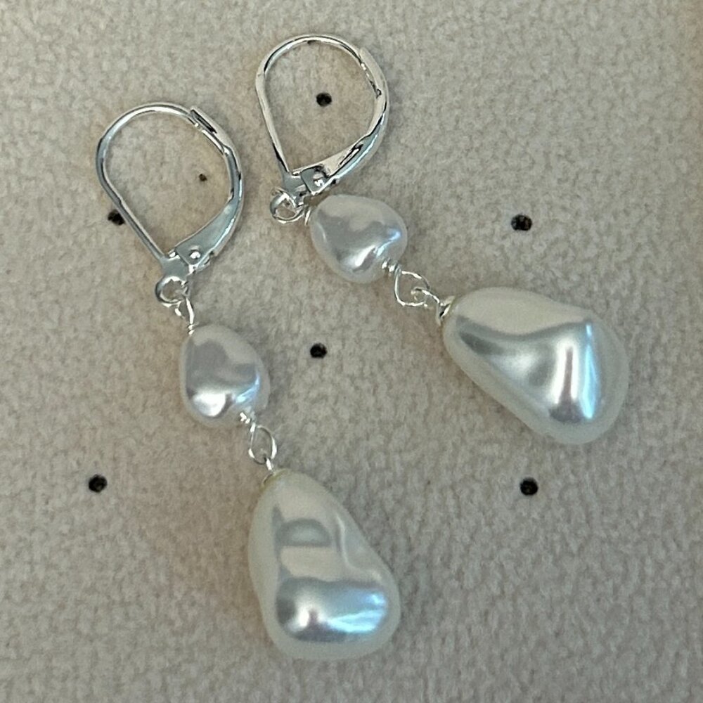 Sterling Silver Freshwater Pearl Leverback Drop Earrings